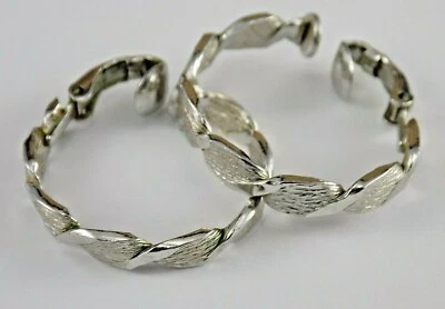 Pendientes HJG Vintage FIRMADOS Cinta Retorcida Clip Diseño Trasero Tono Plata Foto 1 de 4