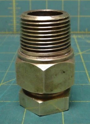 1" Tube OD x 3/4" MNPTF Male Adapter Brass Compression Fitting, 1-1/4" Hex Width - Image 1 of 4