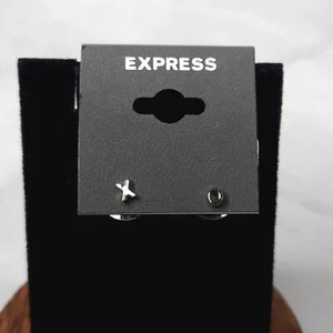 Express Tiny Gold Tone X And O Stud Earrings - Picture 1 of 4
