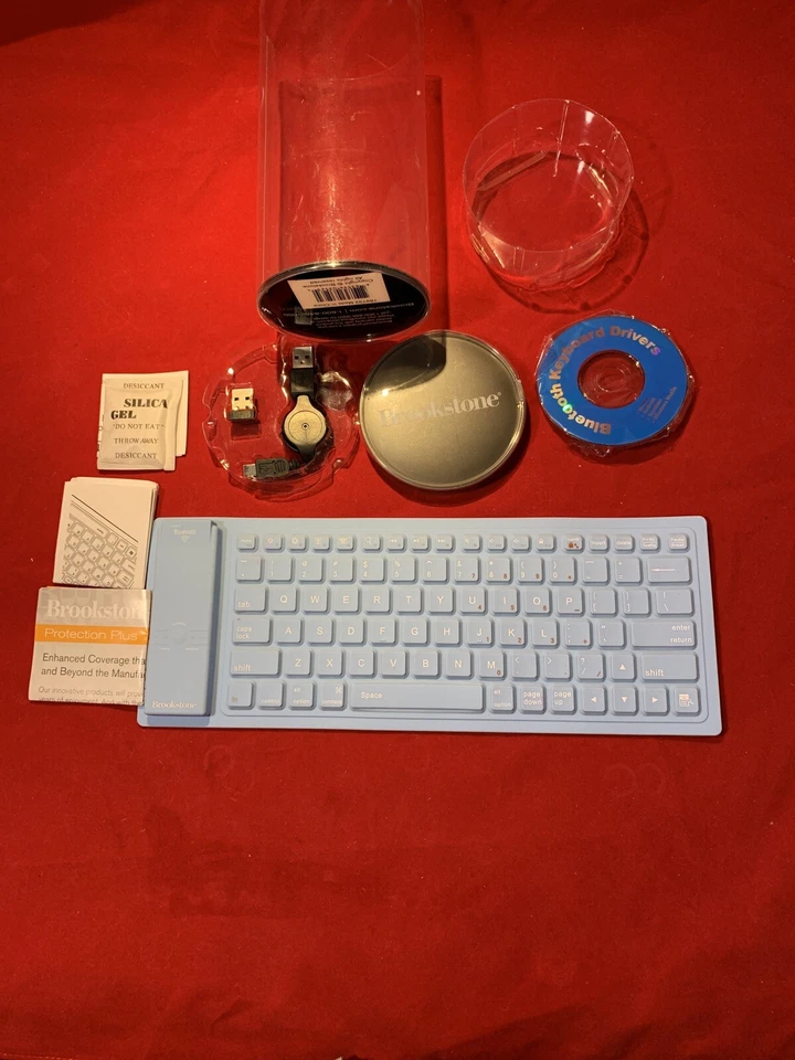 Teclado enrollable Brookstone Bluethooth azul claro Foto 1 de 4