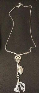 Laura Ashley silver tone flower and leaf pendant necklace - Picture 1 of 5