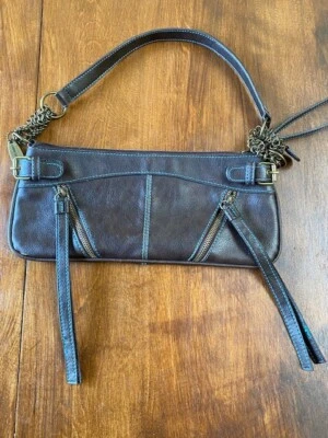 Bolso de hombro chino con cadena de cuero sintético marrón lavandería Foto 1 de 4