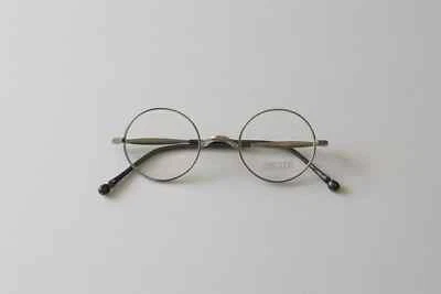 Óculos unissex MATSUDA M3131 col. prata antiga x preto - Imagem 1 de 4