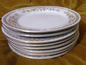 VINTAGE [LOT OF 8] HAICHENG CHINA  7" SALAD PLATES - Picture 1 of 6