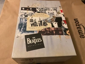 The Beatles Anthology - 5 DVD Box Set - PAL - Picture 1 of 22