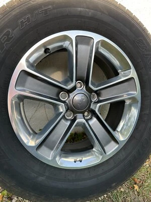 5 Jeep WranglerAlufelgen Kompletträder JL / JK M&S - Bild 1 von 2