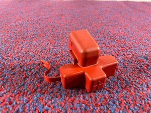 JEEP GRAND CHEROKEE SRT 6.4L 11-23 OEM UNDER HOOD JUMP POINT TERMINAL COVER 70K - Picture 1 of 3