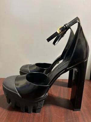 Plataformas Versace Aevitas negras EU41/US 10 Foto 1 de 4