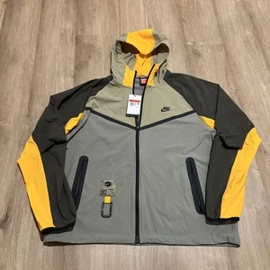 Nike Tech Windrunner Full Zip Hooded Jacket Olive Green Men Size $155 IB8956-276 - Picture 1 of 6