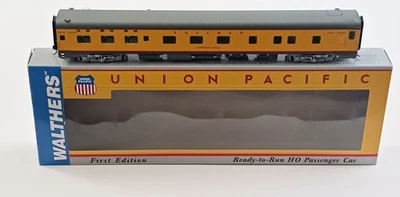 WALTHERS HO SCALE UNION PACIFIC CITIES SERIES PS 6-6-4 SLEEPER CAR 932-9620 - Image 1 of 4
