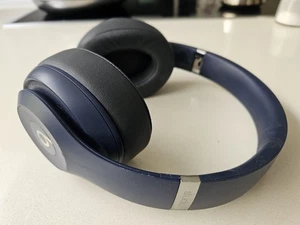 Genuine Beats Studio 3 Wireless Noise Cancelling Over-Ear Headphones, Dark Blue - Picture 1 of 5