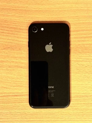 iphone 8  64gb unlocked Black 76% Battry health ios - Image 1 of 4