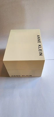 全新 ANNE KLEIN 10-5491SVTT 双色不锈钢女士石英手表 26 毫米 — 第 1/4 张图片