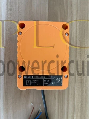 NEW Efector KD5024 Proximity Switch Free Shipping 1PC - Image 1 of 3