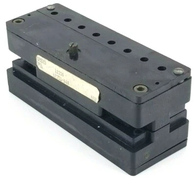 Reliance Electric 69351-66R, Double Stack Screw Terminal Block, 30Amp 600V 11330 - Image 1 of 4