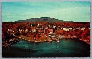 Postcard Rockport ME c1960s Aiew View Of Rockport Boat Club Maine Coast Seafood - Picture 1 of 2