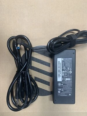 Cargador de CA genuino HP 709986-003 753560-004 710413-001 punta azul con acorde nuevo Foto 1 de 3