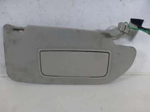 VOLVO V70 ESTATE 2004-2007 SUN VISOR (DRIVER/RIGHT SIDE) - Picture 1 of 3