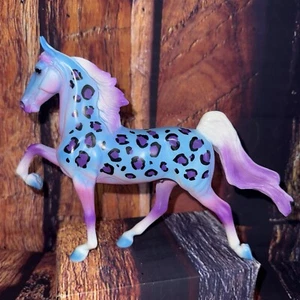 Breyer Classics Model #62221 “90's Throwback” American Saddlebred Decorator - Picture 1 of 10
