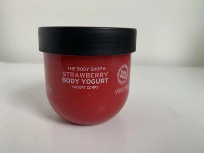Crema hidratante corporal de fresa The Body Shop 48 horas 100 % vegana 6,91 oz Foto 1 de 4