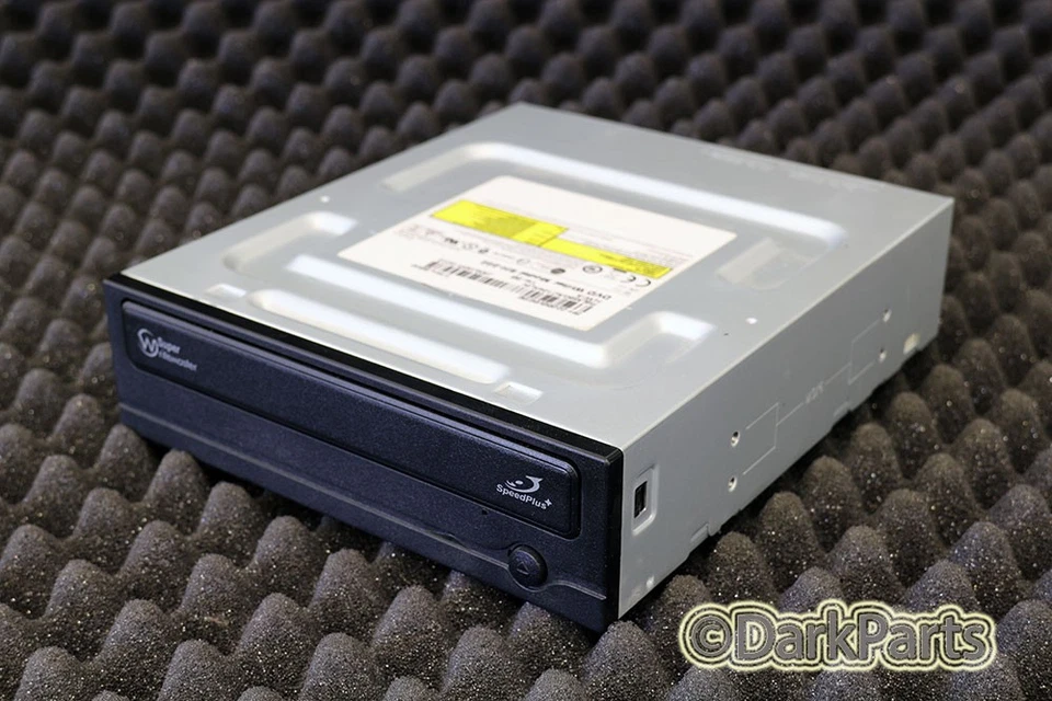 Toshiba-Samsung SH-222 Black SATA DVD-RW Disk Drive SH-222BB/BEBE - Image 1 of 1