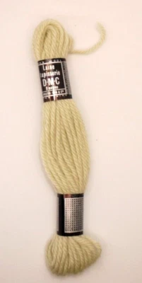 DMC Laine Tapisserie France 100% Wool Tapestry Yarn 1 Skein Beige Lt. Green 7400 - Image 1 of 3