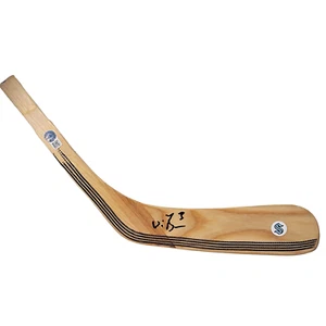 Will Borgen Auto Hockey Stick Blade Seattle Kraken Autograph Beckett BAS COA - Picture 1 of 5