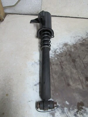 15 SKI DOO SKANDIC SWT 900 ACE CUBIERTA DE CHOQUE DELANTERA DERECHA PUNTAL STOCK ORIGINAL *0641 Foto 1 de 4