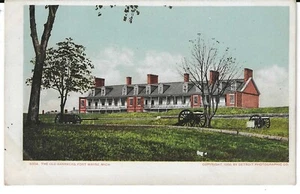 The Old Barracks, Fort Wayne, Detroit, Mich. distant view 1906 used card - Picture 1 of 2