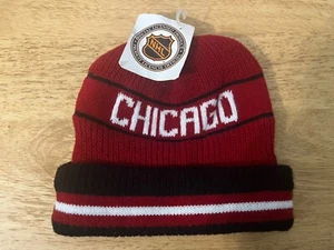 Chicago Blackhawks Cuffed Beanie Mütze Kappe neu aus altem Lagerbestand neu mit Etikett - Bild 1 von 2