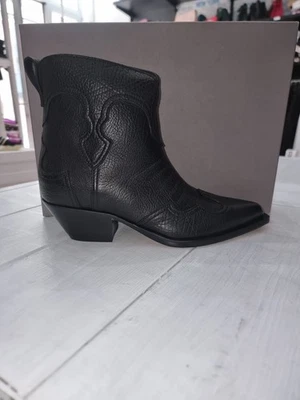 Laura Bellariva Camperos Womens Black Size Eu38 LBR20 - Image 1 of 4