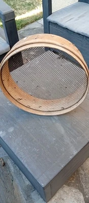 tamis maçonnerie ancien bois et grille métallique - Photo 1/3