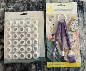 Baking/Cooking. Wilton Cookie Tool Set, 30 Pk Standard Couplers Both NEW! Cake - Picture 1 of 5