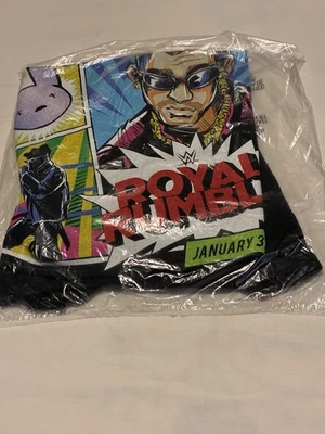 WWE Bad Bunny Royal Rumble 2021 T 恤尺寸 L,全新带盒 — 第 1/4 张图片