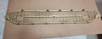 Chevy Belair 1957 57 parrilla delantera dorada inserción parrilla usada original Foto 1 de 4