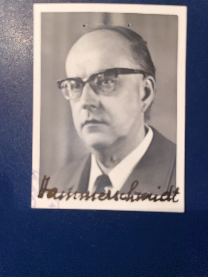 Ernst Hammerschmidt Orientalist, Äthiopist Originalautogramm a. Passbild - Bild 1 von 1