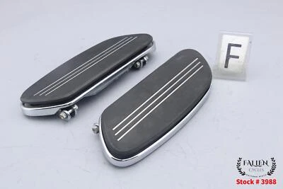 Harley Road Glide 2015 estribo delantero del conductor y juego de almohadillas Streamliner cromado Foto 1 de 4