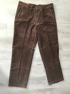 Izod Chesapeake 14 Wale Cord Herren 38/29 Dunkelbraun Neu mit Etikett Vintage Deadstock - Bild 1 von 3