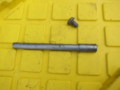 Honda VFR 750 F 1986 Interceptor eje rueda delantera 86 Foto 1 de 4