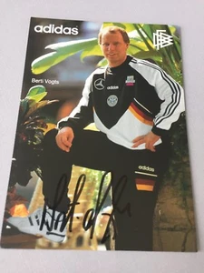 BERTI VOGTS Campeón del Mundo 1974 Firmado Mundial 1994 DFB Tarjeta Autógrafo 10x15 Autógrafo - Imagen 1 de 1