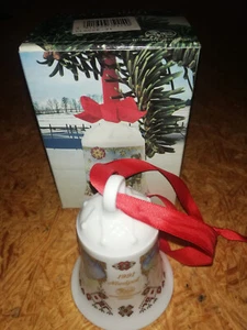 Ergänzen sie ihre Sammlung; Zwei Hutschenreuther Weihnachtsglocken 1991 und 1992 - Bild 1 von 2