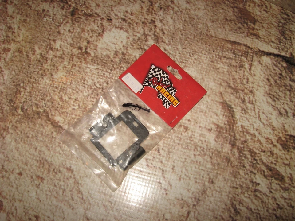 RC Redcat Racing Hinge Pin Carrier (1) 02022 - Image 1 of 1