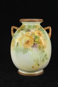 Beautiful Vintage Nippon 6⅝" Hand Painted Moriage Enamel Vase w Yellow Roses - Picture 1 of 9