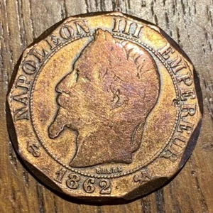 PIECE DE 5 CENTIMES NAPOLÉON III 1862 K (1123) RETRAVAILLÉE. VOIR PHOTOS. - Picture 1 of 2