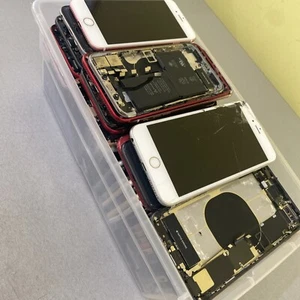 iPhone'y na części partia 11 8 6 7 XR - Zdjęcie 1 z 3