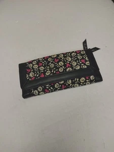 Vera Bradley Disney Trifold Wallet, MICKEY MOUSE MEETS BIRDIE - Picture 1 of 5