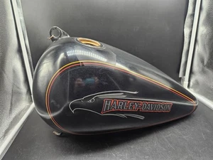 Harley Davidson fueltank split model (Left split) '84-'86 Restore/ Display - Foto 1 di 9