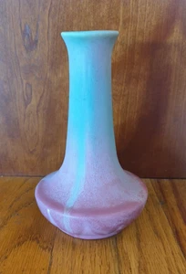Early Muncie Green on Rose 7" Pottery Bud Vase SIGNED 2 A - Picture 1 of 9