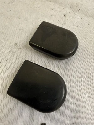 Крышка/крышка стеклоочистителя ветрового стекла 2014 Nissan Versa - Изображение 1 из 3