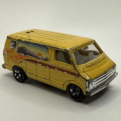 Dodge Van P320 Hong Kong Diecast Zylmex Zee amarillo personalizado - sin alerón - de colección. Foto 1 de 4